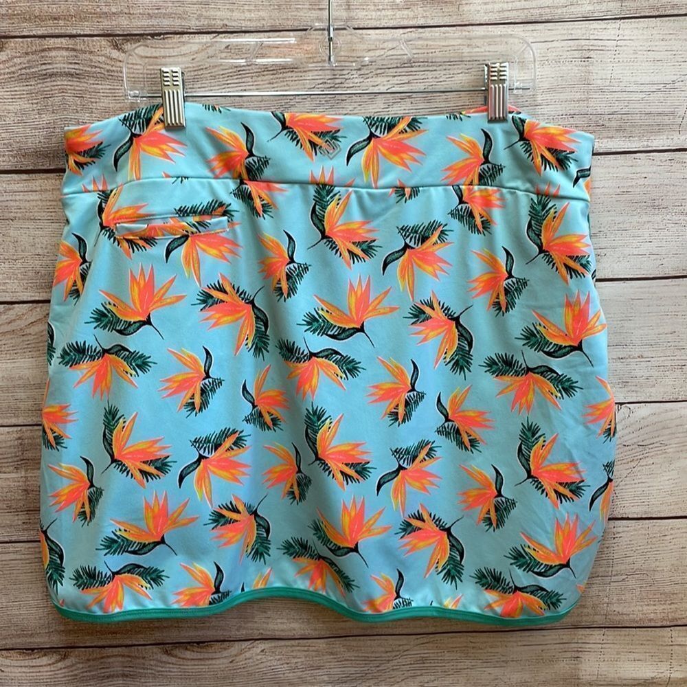ZELOS SKORT IN TROPICAL PRINT - Picture 5 of 5